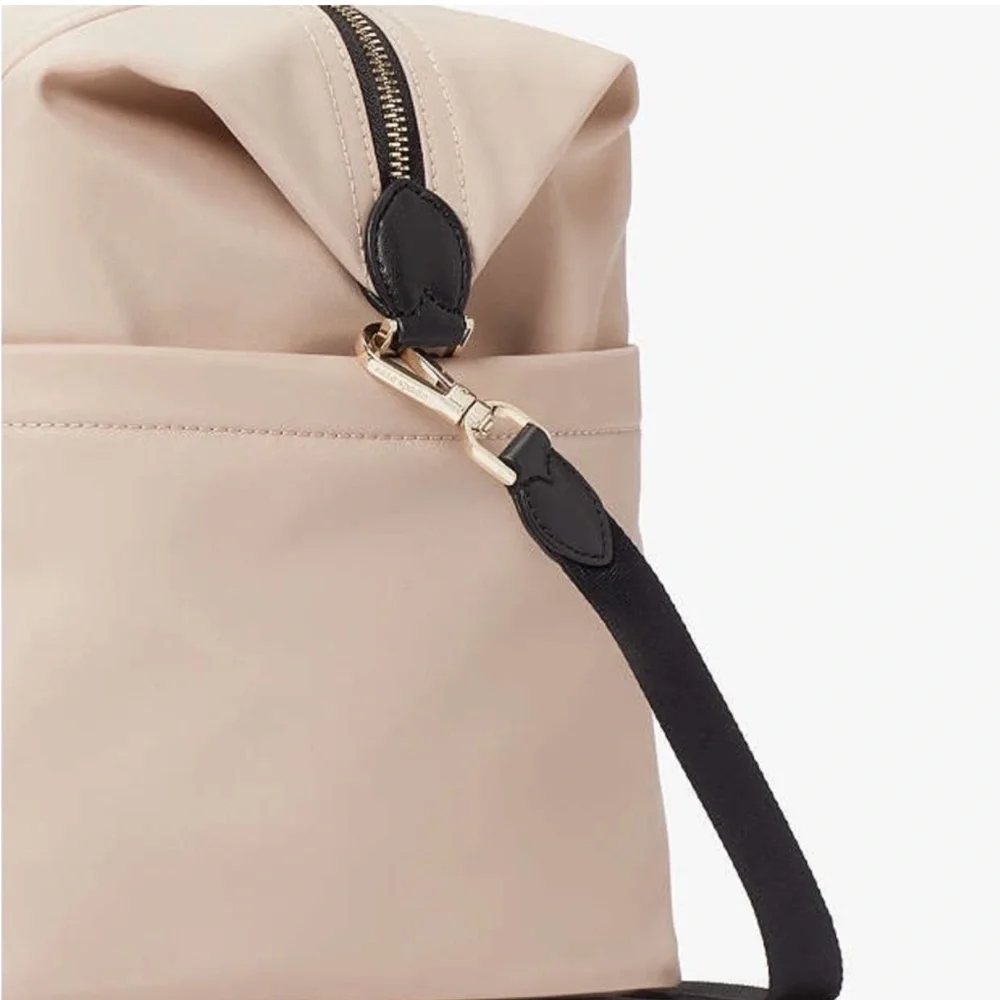 Kate Spade Chelsea Nylon Weekender Travel Tote Bag , Warm Beige NWT - Picture 4 of 8